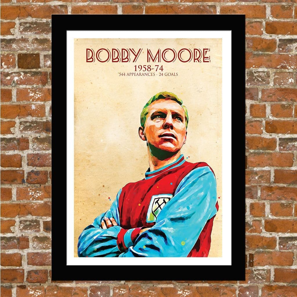 WEST HAM UNITED - BOBBY MOORE - Image 2